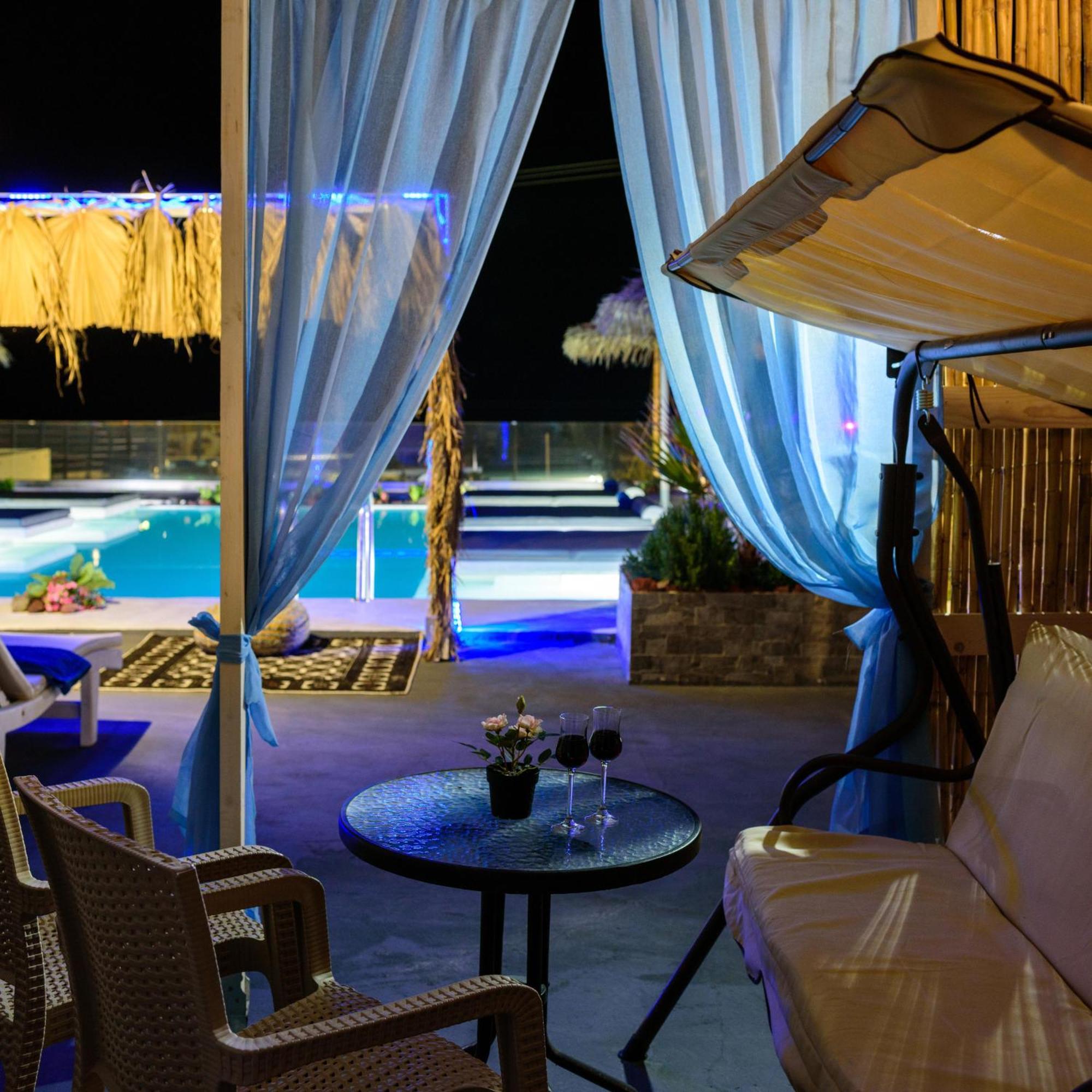 Nalu Suites Fira  Exterior photo
